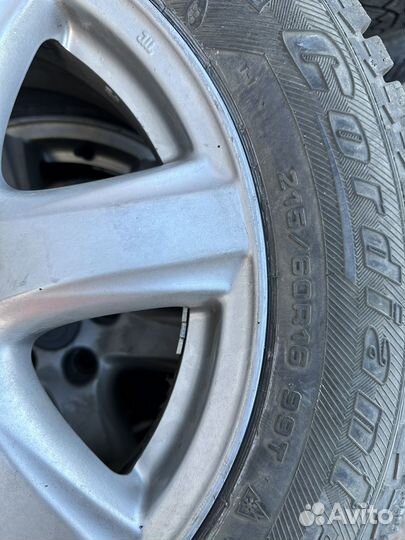 Комплект шины диски 215/60 r16
