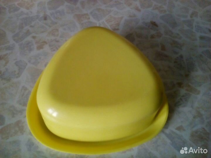 Посуда пластмассовая (СССР), набор ножей