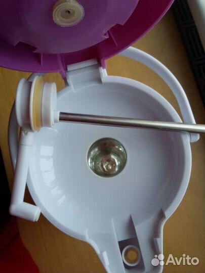 Термос помповый King на 2.5 л. новый