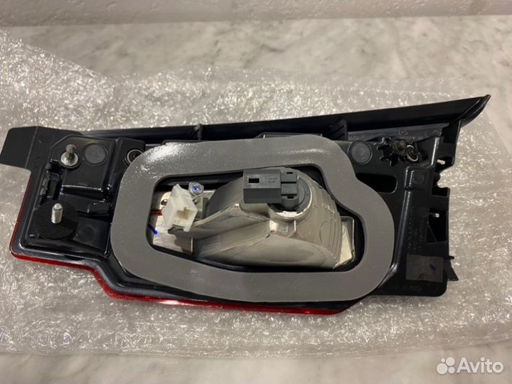 Стоп-сигнал задний левый Mazda Cx-8 / Cx-9 KG / TC