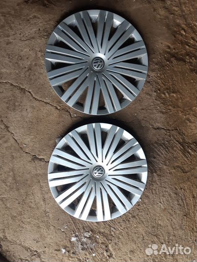 Продам 2 колпака от Фольсваген Поло