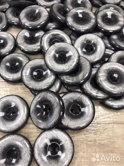 Пуговицы