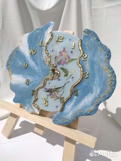 Часы ручной работы