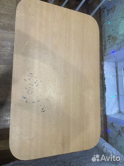 Журнальный столик на колесах бу