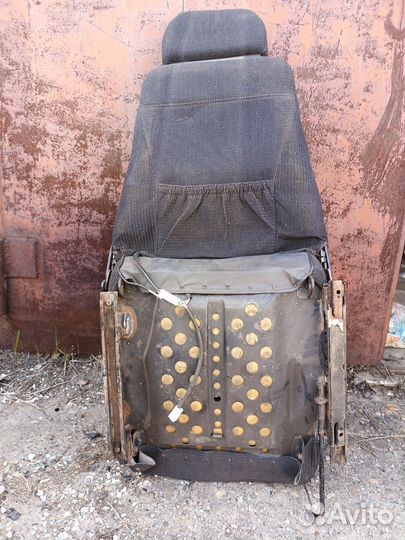 Автомобильные сидения бу