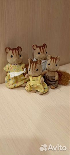 Sylvanian families семья белочек