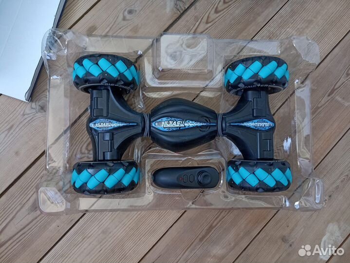 Машина Перевертыш на пульте управления