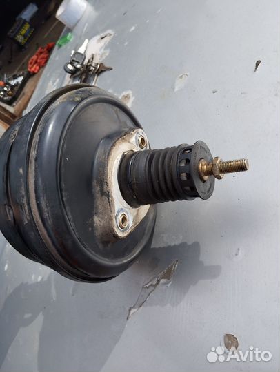Вакуумный усилитель тормозов 4B3612105