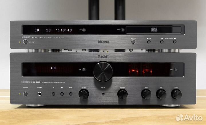 Гибридный усилитель High-end класса Magnat MR 780