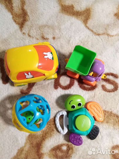 Развивающие игрушки пакетом