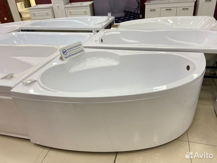 Ванна акриловая