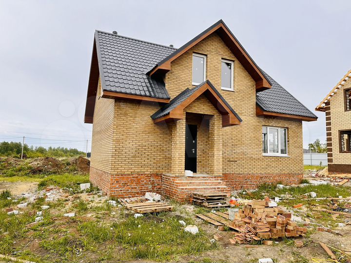 Коттедж 105 м² на участке 6,7 сот.