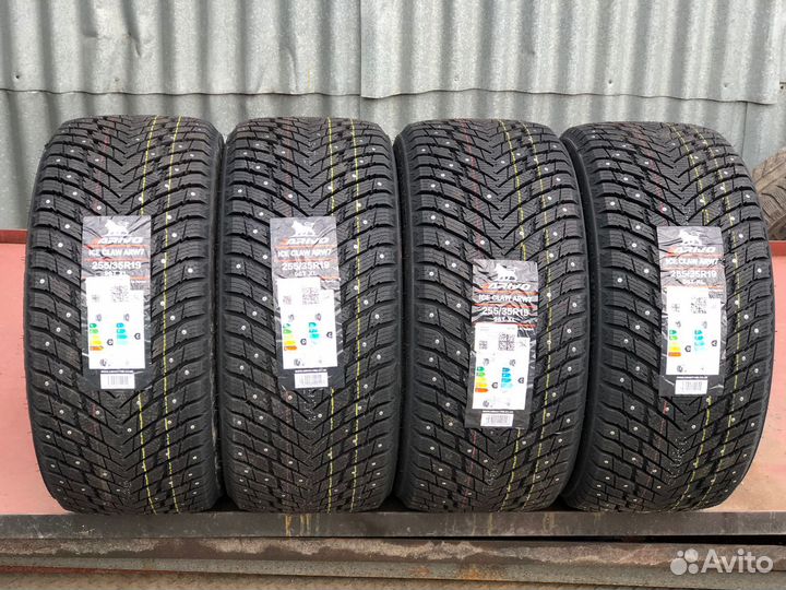 Arivo Ice Claw ARW7 255/35 R19 96T
