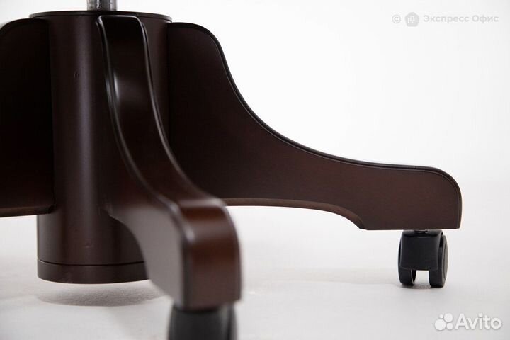 Кресло для руководителя Doge A