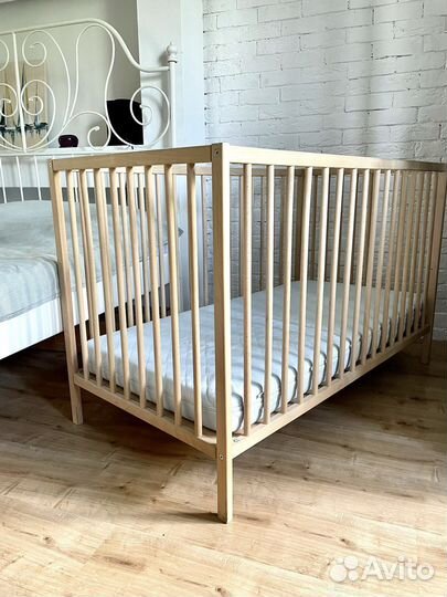 Детская кровать IKEA с матрасом