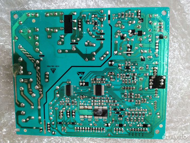 Плата управления холодильника Hiberg