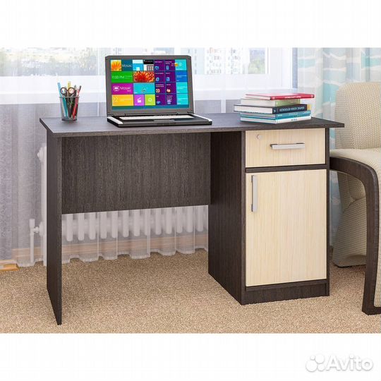 Письменный стол