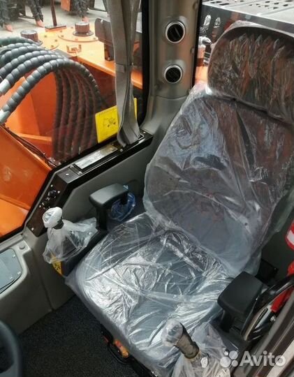 Колёсный экскаватор Lonking CDM6150W, 2023