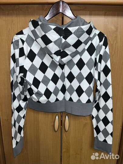 Спортивная кофта