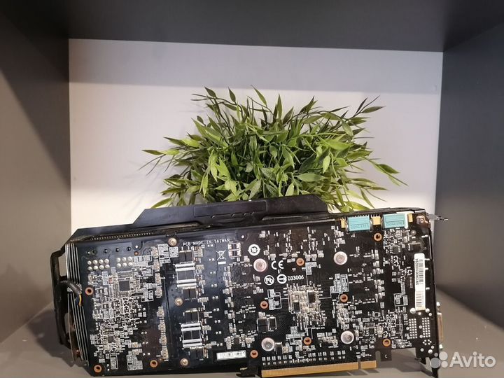 Видеокарта GTX 770 2GB Windforce