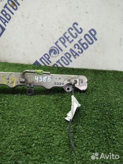 Топливная рампа Honda Civic хэтчбек 1.8 R18A2 2006