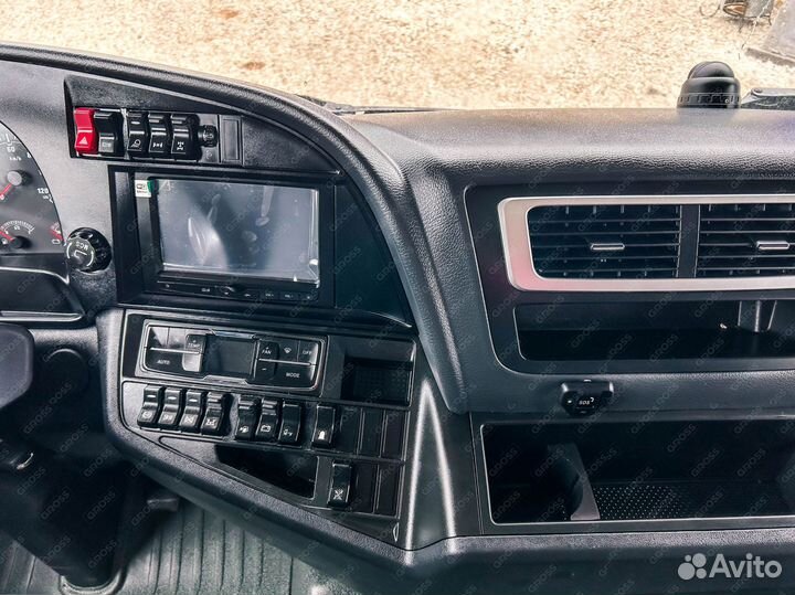 Sitrak ZZ4256V364HE, 2024