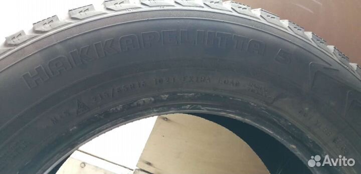 Nokian Tyres Hakkapeliitta 5 215/65 R16