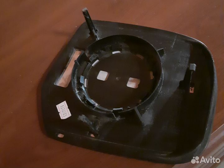 Зеркальный элемент Ford ranger левый