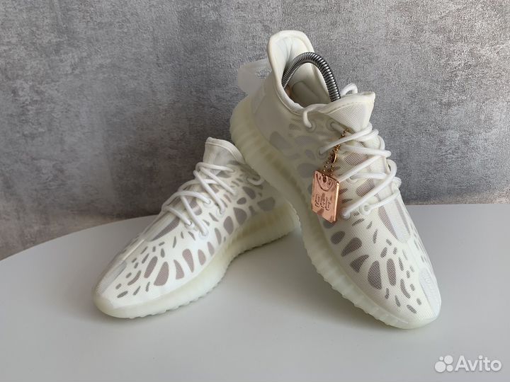 Кроссовки женские adidas yeezy boost 350