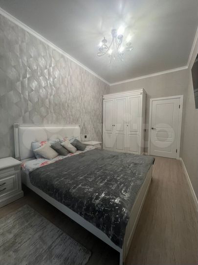 2-к. квартира, 60 м², 1/4 эт.