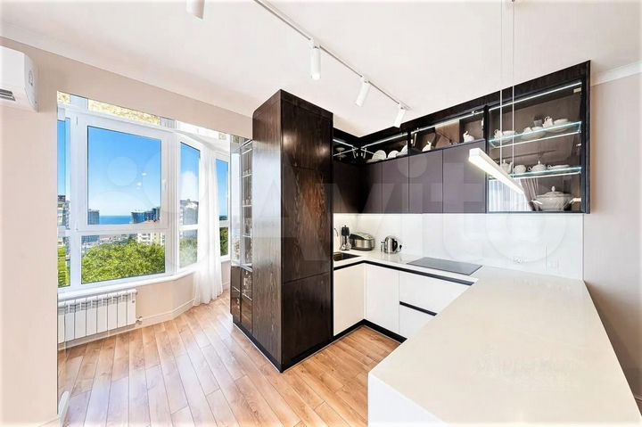 2-к. квартира, 65 м², 10/19 эт.