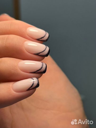 Мастер маникюра и педикюра