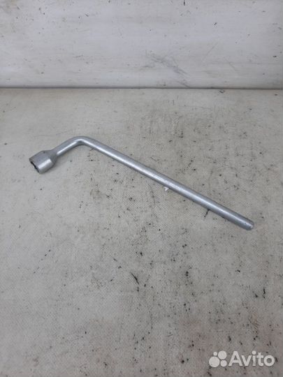 Ключ балонный Mercedes-Benz Clk-Class купе 2.3