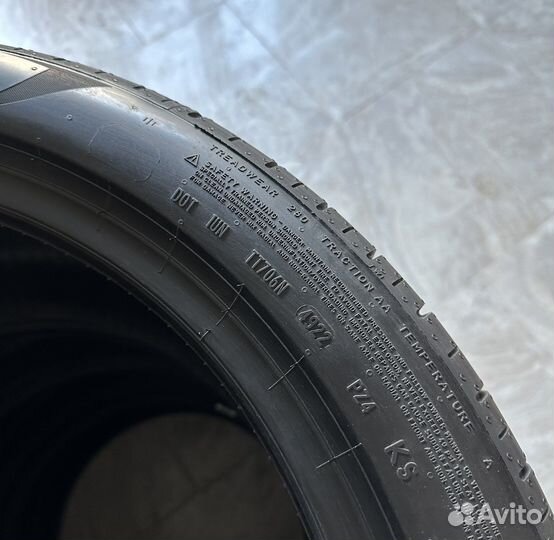 Pirelli P Zero PZ4 315/35 R22 и 275/40 R22
