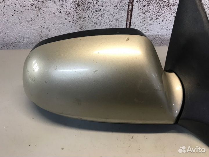 Зеркало боковое правое Kia Spectra седан 1.6 2006
