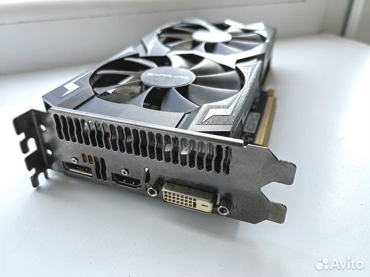 AMD radeon Sapphire Pulse RX560 4gb