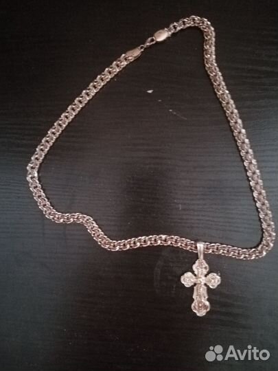 Цепь и крестик