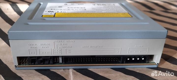 Внутренний DVD привод sony IDE