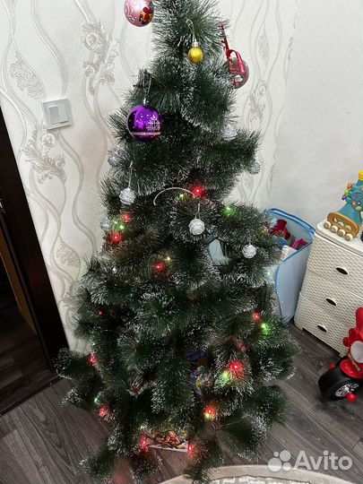 Елка искусственная