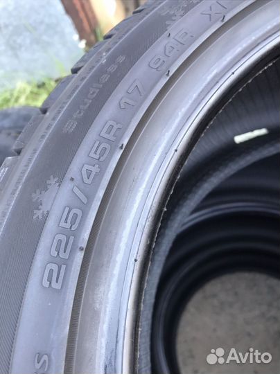 Kumho I'Zen KW31 225/45 R17 94R