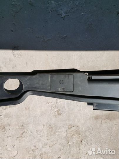 Жабо Audi Q5 8R CDN 2008