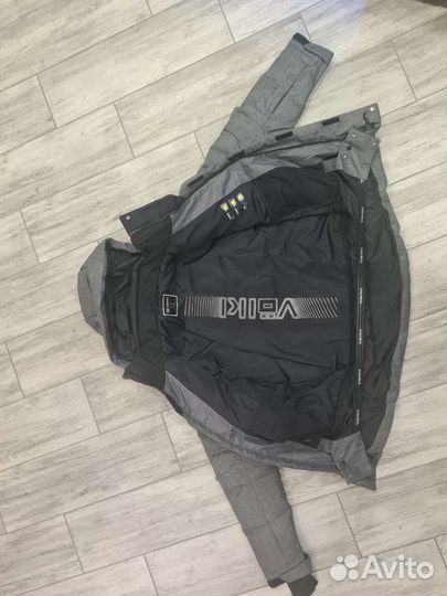 Горнолыжная куртка мужская Vollkl