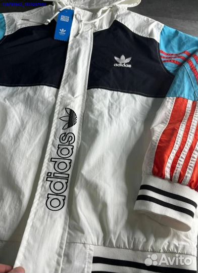 Ветровка Adidas в стиле 90-х (–25%)