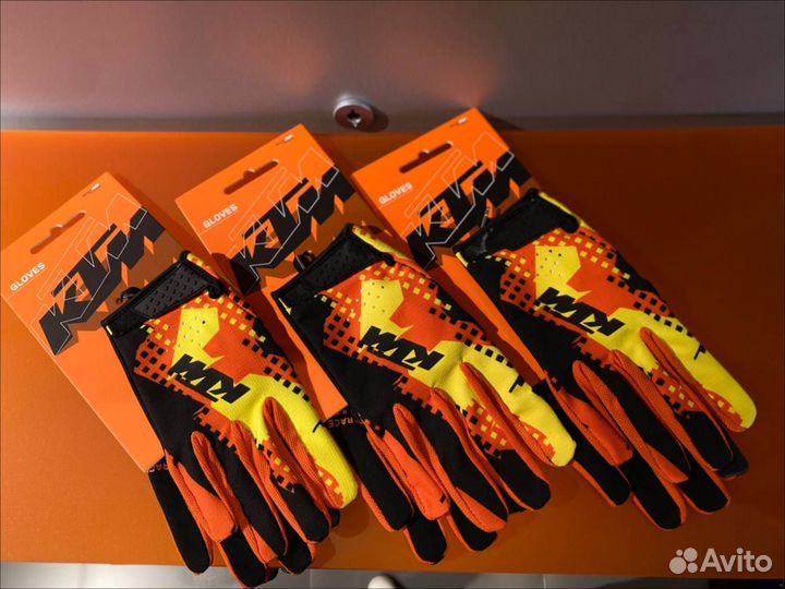 Перчатки gravity FX gloves