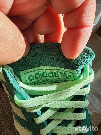 Кроссовки adidas