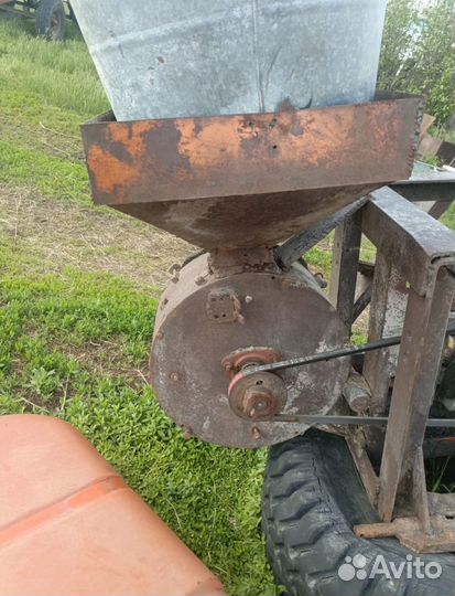 Зернодробилка