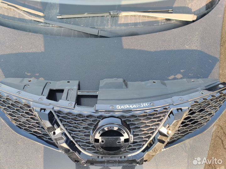 Продается - Решетка радиатора Nissan Qashqai 2 пок