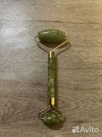 Массажер нефритовый для лица