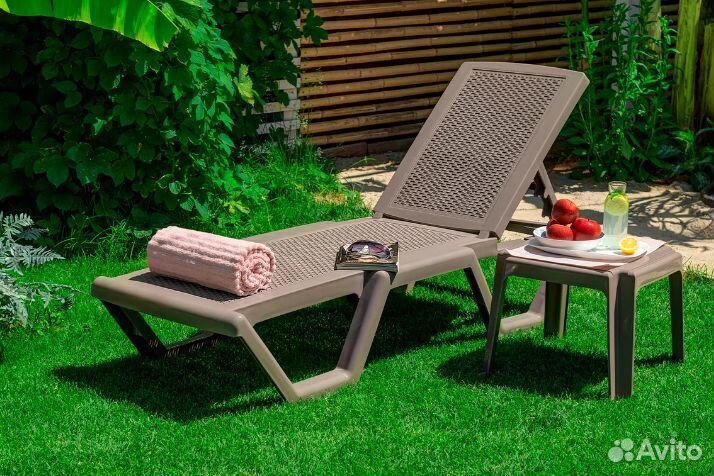 Шезлонг Лежак
