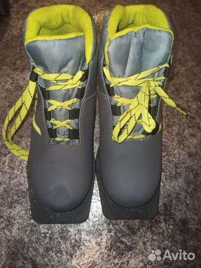 Ботинки лыжные 37,39